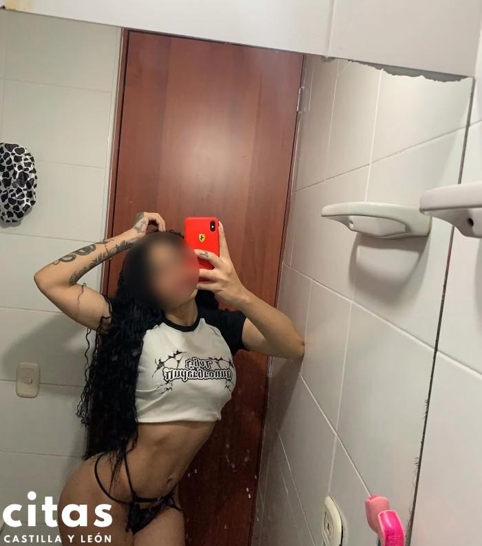 1790435227_48025185_3